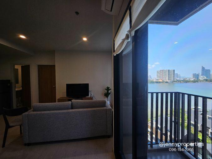 picture Unobstructed River Views from Every room! 2BR/2BA (54 Sqm) with Bathtub - 3/30