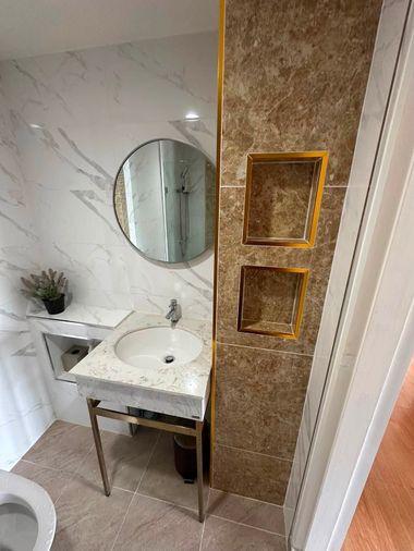 picture High Floor , Unblocked view Fully Furnished  - 9/23