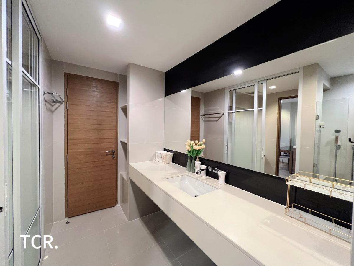 picture Ready to move in❗️“𝑹𝒉𝒚𝒕𝒉𝒎 𝑹𝒂𝒕𝒄𝒉𝒂𝒅𝒂-𝑯𝒖𝒂𝒊𝒌𝒉𝒘𝒂𝒏𝒈 " 1  Bedroom Size 46 Sq.m. 22nd Floor Near MRT-Huaikhwang - 11/13