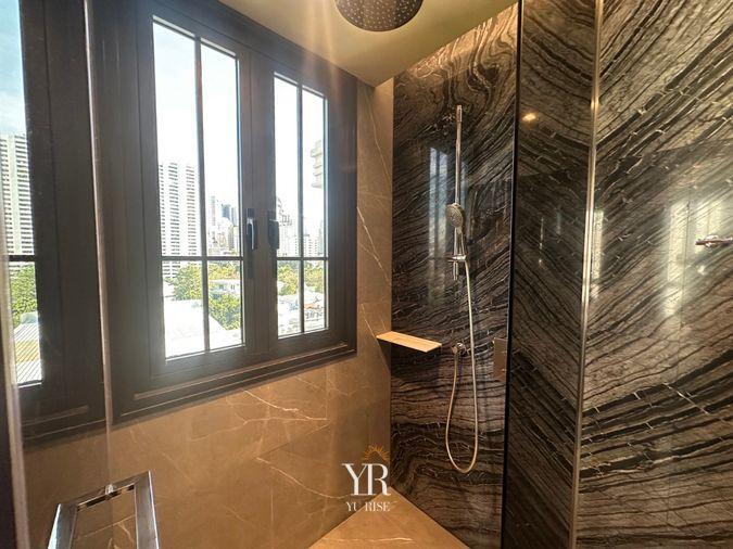 รูป The Reserve Sukhumvit 61 ห้องแต่งสไตล์โมเดิร์น โทนสีอ่อน กระจกและเนื้อที่กว้างพร้อมเปิดรับแสงธรรมชาติ - รูปที่ 9/35