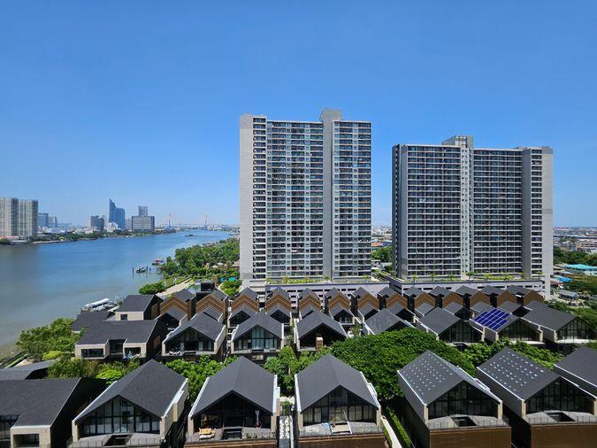 picture Unobstructed River Views from Every room! 2BR/2BA (54 Sqm) with Bathtub  - 16/30