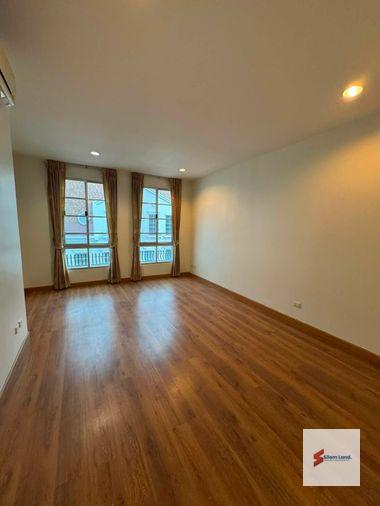 รูป RS7432 ให้เช่า บ้านกลางกรุง สาทร–นราธิวาส บ้านหัวมุม รีโนเวทใหม่ทั้งหลัง พื้นที่กว้าง Pet-Friendly ทำเลใจกลางพระราม 3 เชื่อมต่อสาทร–สีลมได้สะดวก - รูปที่ 19/25
