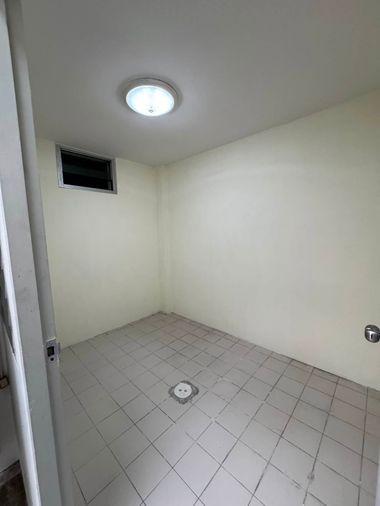 รูป RS7432 ให้เช่า บ้านกลางกรุง สาทร–นราธิวาส บ้านหัวมุม รีโนเวทใหม่ทั้งหลัง พื้นที่กว้าง Pet-Friendly ทำเลใจกลางพระราม 3 เชื่อมต่อสาทร–สีลมได้สะดวก - รูปที่ 7/25