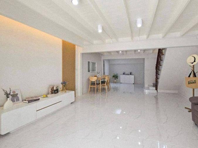 รูป ขายบ้านแฝดรีโนเวทใหม่ หมู่บ้านปิ่นเจริญ 3 สรงประภา 14 ดอนเมือง 35 ตร.ว. 2 นอน 2 น้ำ ใกล้สนามบินดอนเมือง รถไฟฟ้าสายสีแดง เพียง 3.75 ล้าน ฟรีโอน - รูปที่ 2/8