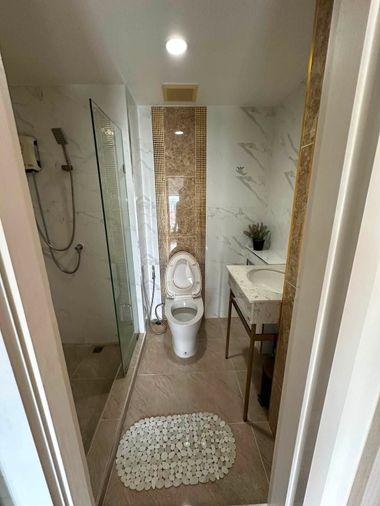 picture High Floor , Unblocked view Fully Furnished  - 8/23
