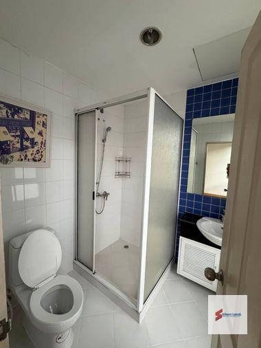 รูป RS7432 ให้เช่า บ้านกลางกรุง สาทร–นราธิวาส บ้านหัวมุม รีโนเวทใหม่ทั้งหลัง พื้นที่กว้าง Pet-Friendly ทำเลใจกลางพระราม 3 เชื่อมต่อสาทร–สีลมได้สะดวก - รูปที่ 24/25