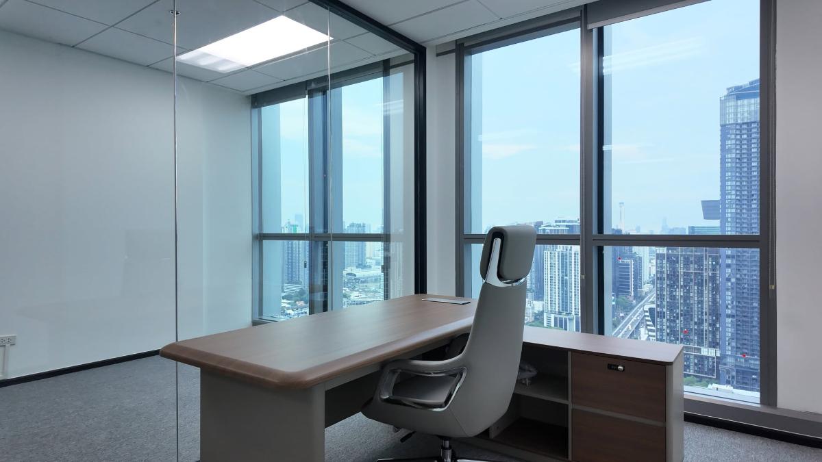 picture WOKII @ V One Tower — Fully furnished office space in the Rama 9 area. - 4/20