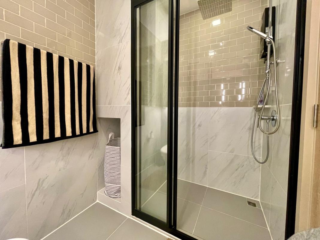 รูป 🔥 XT Phayathai ห้องสวย 1 Bedroom ชั้น 24 ขนาด 42 ตร.ม. วิวเมืองสวย ใจกลางพญาไท ใกล้ BTS พญาไท เพียง 26,000 บาท/เดือน! 🏙️✨ - รูปที่ 16/18