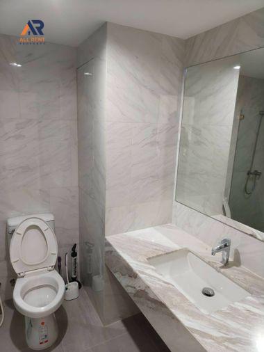 รูป 🔥 Silom Suite ห้องใหญ่ 2 Bedrooms 1 Bathroom ชั้น 28 ขนาด 90 ตร.ม. วิวเมืองสวย ใจกลางสีลม เพียง 32,000 บาท/เดือน! 🏙️✨ - รูปที่ 9/9