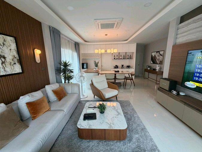 รูป บ้านเดี่ยวให้เช่า ✨ Centro Phahol-Vibhavadi 3 ✨ 3 ห้องนอน 4 ห้องน้ำ เฟอร์นิเจอร์ และ เครื่องใช้ไฟฟ้าครบ  - รูปที่ 3/11