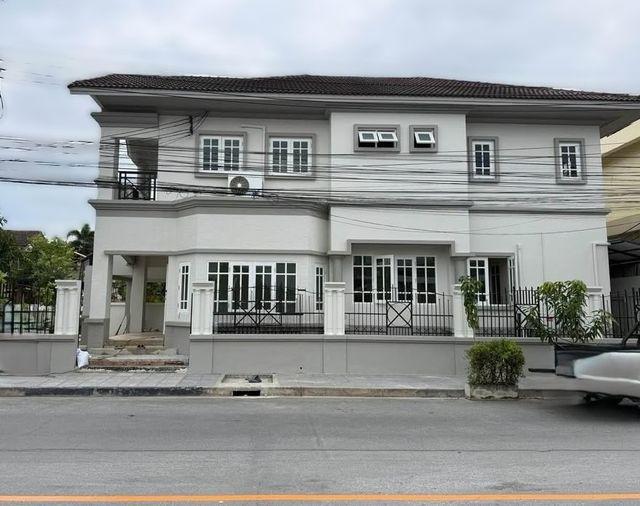 picture For Rent Detached House Anchan Village, Srinakarin GH640 - 1/8