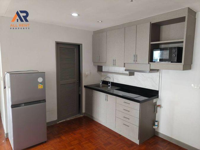 รูป 🔥 Silom Suite ห้องใหญ่ 2 Bedrooms 1 Bathroom ชั้น 28 ขนาด 90 ตร.ม. วิวเมืองสวย ใจกลางสีลม เพียง 32,000 บาท/เดือน! 🏙️✨ - รูปที่ 6/9