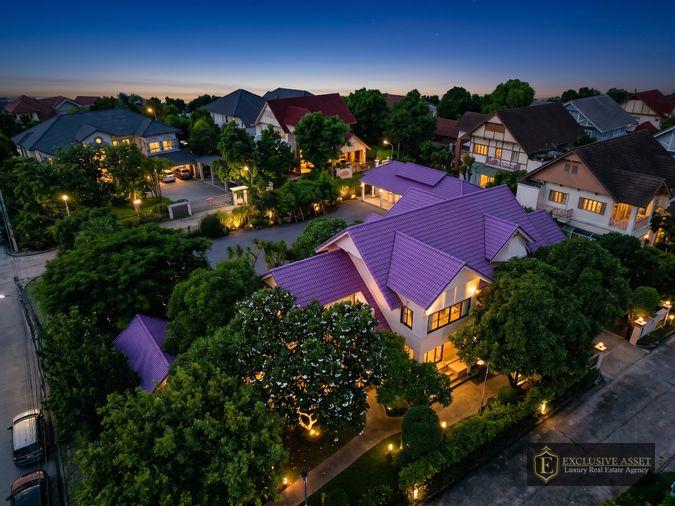 รูป ขายบ้านหรู 2 ชั้น แปลงมุม ลัดดารมย์ ปิ่นเกล้า เนื้อที่รวม 444.5 ตร.ว. พื้นที่ใช้สอย 528 ตร.ม - รูปที่ 1/48