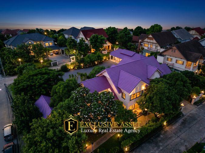 รูป ขายบ้านหรู 2 ชั้น แปลงมุม ลัดดารมย์ ปิ่นเกล้า เนื้อที่รวม 444.5 ตร.ว. พื้นที่ใช้สอย 528 ตร.ม - รูปที่ 1/48