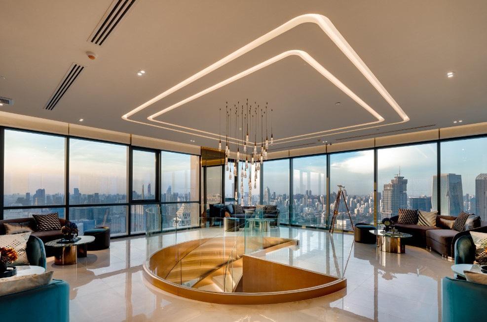 picture  Supalai Icon Sathorn, East-facing balcony with city view. - 29/30