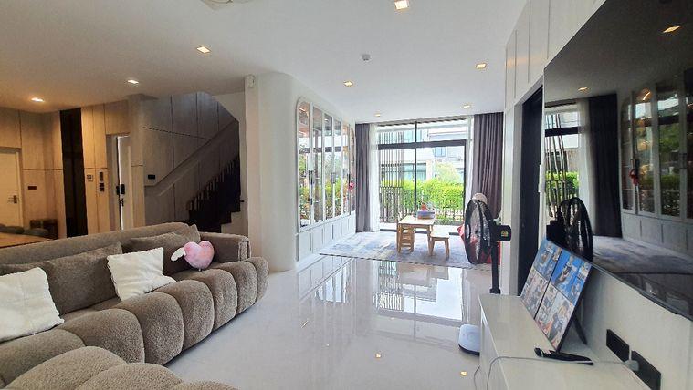 รูป ขายบ้านเดี่ยว 2 ชั้น   สภาพใหม่ บางกอกบูเลอวาร์ด แจ้งวัฒนะ-ราชพฤกษ์ แปลงมุม พร้อมเข้าอยู่  เนื้อที่ 76.6  ตรว.  4 นอน 5น้ำ          - รูปที่ 10/50