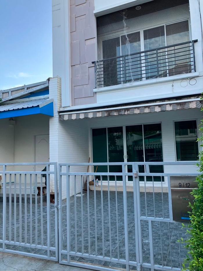 รูป 🔥 ขายทาวน์โฮมหลังมุม!📍 บ้านกลางเมือง S-Sense ศรีนครินทร์ 46/1 | Baan Klang Muang S-Sense Srinakarin 46/1 🚇 ใกล้ MRT ศรีอุดม - รูปที่ 1/3