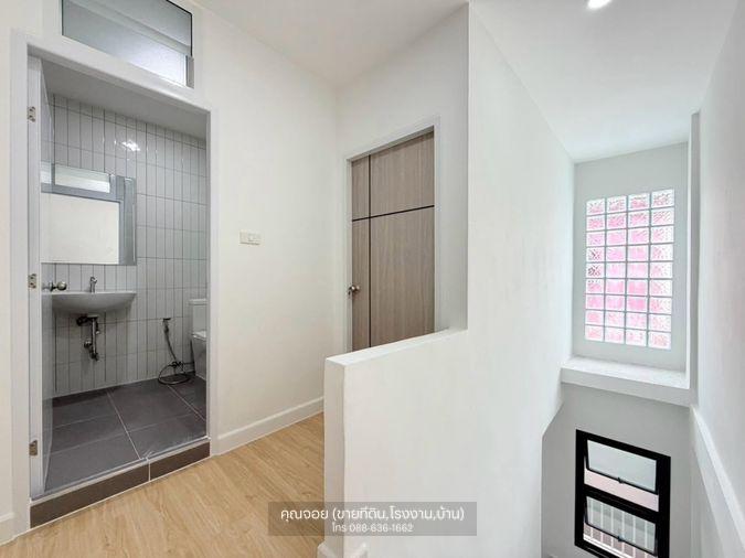 รูป ขายบ้าน ทาวน์เฮ้าส์ 3ชั้น ท่าข้าม บางขุนเทียน ใกล้ เซ็นทรัลพระราม 2 (บ้านรีโนเวทใหม่พร้อมเข้าอยู่)) - รูปที่ 27/33