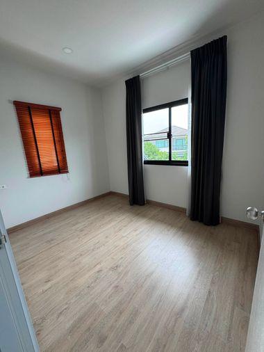 รูป 🏡 ขายบ้านเดี่ยว บริทาเนีย บางนา สุวรรณภูมิ กม.26 (Britania Bangna Suvarnabhumi KM.26) ใกล้สนามบินสุวรรณภูมิ - รูปที่ 14/18