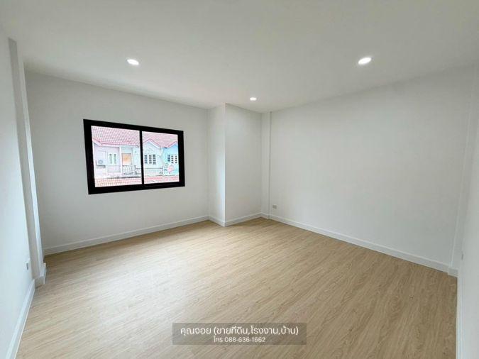 รูป ขายบ้าน ทาวน์เฮ้าส์ 3ชั้น ท่าข้าม บางขุนเทียน ใกล้ เซ็นทรัลพระราม 2 (บ้านรีโนเวทใหม่พร้อมเข้าอยู่)) - รูปที่ 31/33