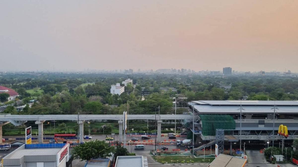 รูป 🚝 ปล่อยเช่า Lumpini Ville Ramintra - Laksi (ลุมพินี วิลล์ รามอินทรา - หลักสี่) รั้วติดเซ็นทรัลรามอินทรา ติดรถไฟฟ้า 0 เมตร! 🛍️ - รูปที่ 3/7