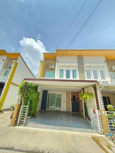 รูป 🏠 ขายทาวน์โฮม หมู่บ้านโกลเด้นทาวน์ อ่อนนุช-ลาดกระบัง | Golden Town Onnut-Ladkrabang Village | ใกล้สนามบินสุวรรณภูมิ - รูปที่ 1/14