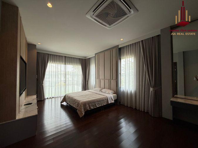 picture ✨ For Rent: Perfect Masterpiece sukhumvit 77✨    💰 Only 300,000 THB/month - 2/5