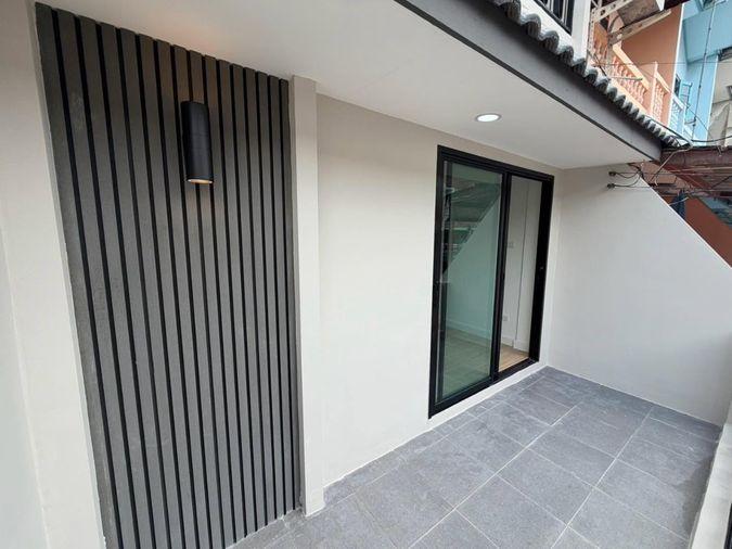 รูป ขายบ้าน ทาวน์เฮ้าส์ 3ชั้น ท่าข้าม บางขุนเทียน ใกล้ เซ็นทรัลพระราม 2 (บ้านรีโนเวทใหม่พร้อมเข้าอยู่)) - รูปที่ 22/33