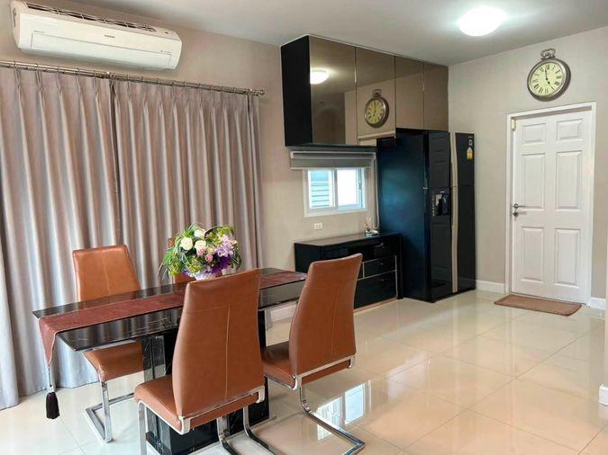 รูป บ้านเดี่ยวให้เช่า 🔥 Burasiri Panyaintra 🔥 3 ห้องนอน 3 ห้องน้ำ เฟอร์นิเจอร์ และ เครื่องใช้ไฟฟ้าครบ  - รูปที่ 12/18