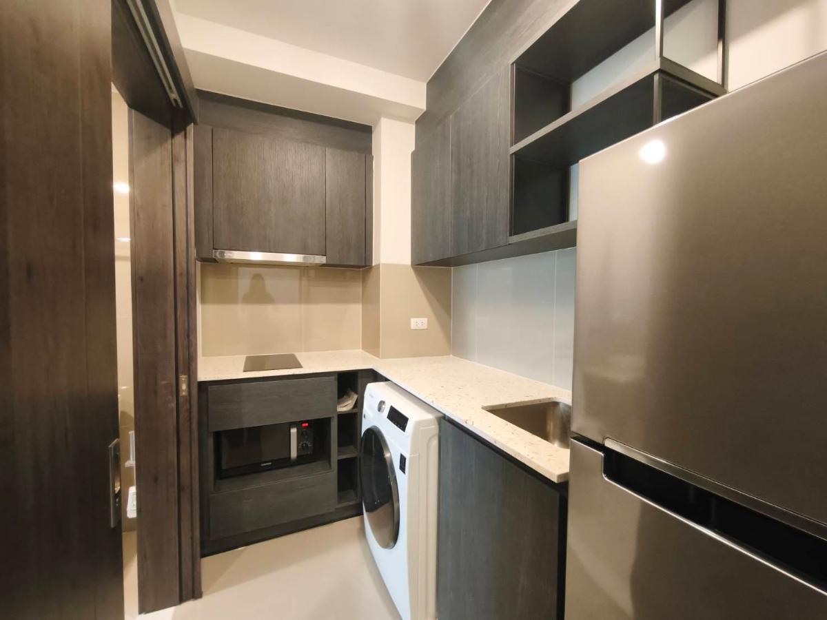 รูป For Rent XT Huaikhwang 1 Bed high floor with close kitchen layout - รูปที่ 11/12