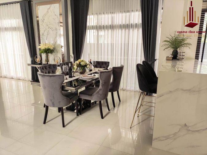 picture ✨ For Rent:  Perfect Masterpiece sukhumvit 77✨  💰 Only 235,000 THB/month - 5/6