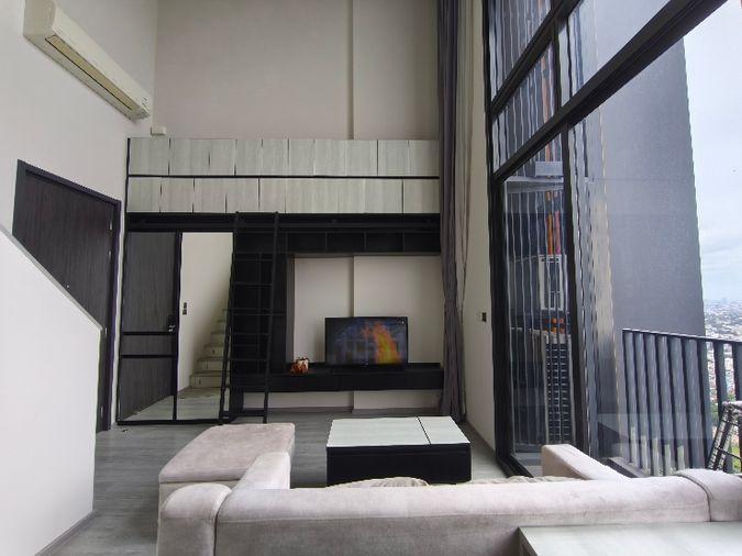 รูป Hot Rental! 1BR Duplex with Closed Kitchen & Incredible High-Floor Views - รูปที่ 2/16