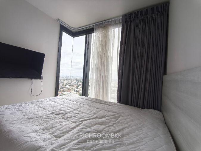 picture Hot Rental! 1BR Duplex with Closed Kitchen & Incredible High-Floor Views - 13/16