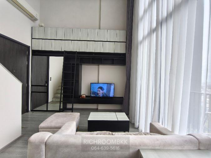 picture Hot Rental! 1BR Duplex with Closed Kitchen & Incredible High-Floor Views - 9/16