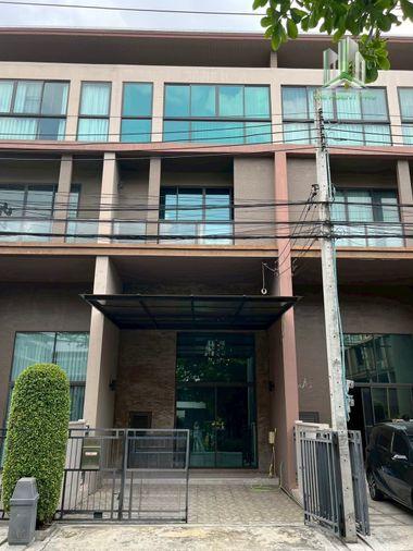 รูป 💚💛🧡HCC0005 ทาวน์โฮมบ้านกลางเมือง รัชโยธิน ( Baan Klang Muang Ratchayothin ) 📲LINE: @theagentpro 🩷💜💙 - รูปที่ 7/36