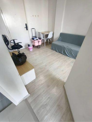 picture Add line : @cutecondo beautiful room + fully furnished Quick response - 7/11