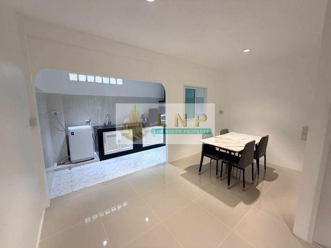 รูป 🏠 ให้เช่าบ้าน : ทาวน์โฮม ซอยวชิรธรรมสาธิต 57 รหัสทรัพย์ | 📌LNP-H1129 - รูปที่ 5/10