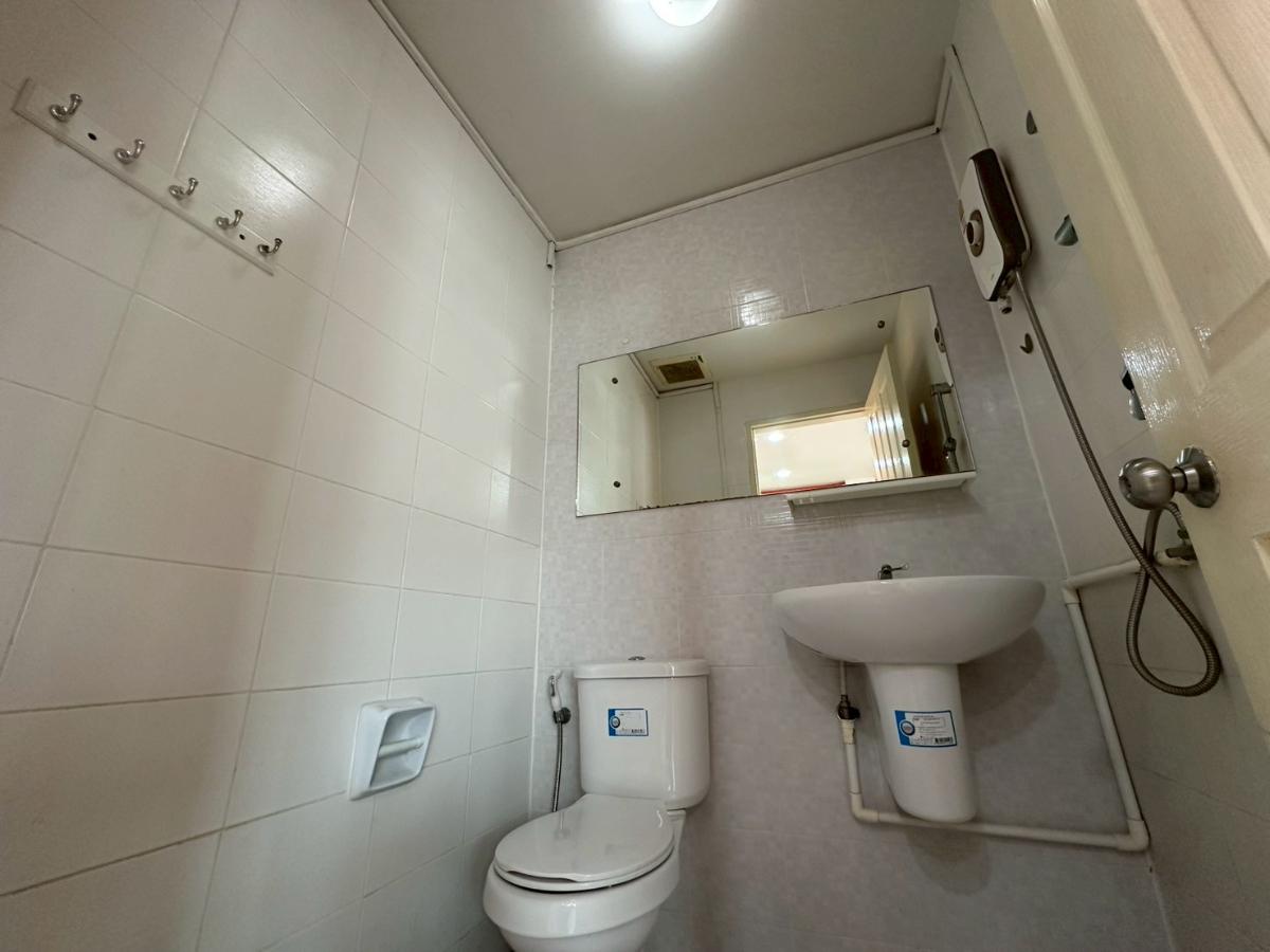 picture For Sale Townhome Town Plus Rama9 Krungthep Kreetha GH428 - 24/25