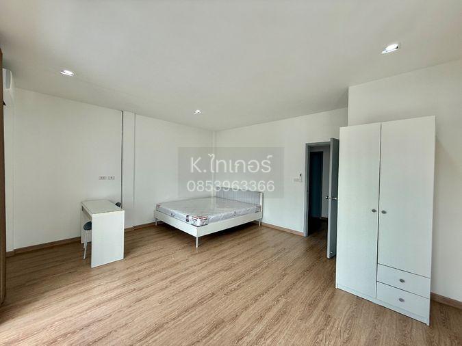 รูป 🏡✨ ให้เช่า! ทาวน์โฮม “หลังมุม” พื้นที่ใหญ่ อยู่สบาย 📍 ซื่อตรง โคซี่ ทาวน์โฮม The Peak (รังสิต – คลอง 6) - รูปที่ 10/16