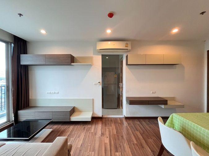 รูป 💥💥ขายคอนโดห้องพร้อมอยู่!! Condo Chewathai Interchange 2Bed 52.13 ตรม. ชั้น 8 เพียง 5.4 ล้านบาท!! สอบถาม LINE ID: @atfirm💥💥  - รูปที่ 2/20