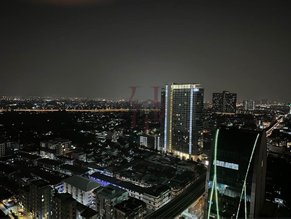 picture 🏠 IDEO Charan 70 Riverview 1BR  - 10/11