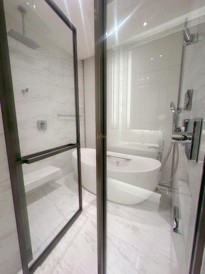 picture SCOPE Langsuan for Rent 162.62 Sq.m. | 2 Bedrooms + Powder Room - 3/8