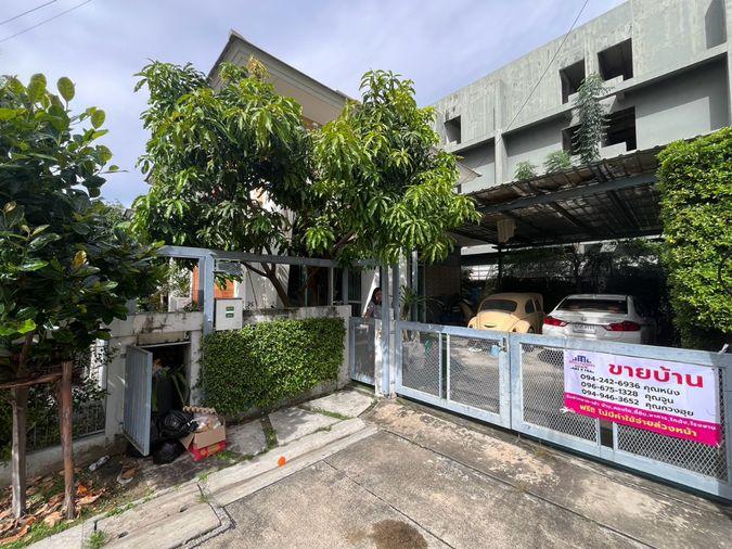 รูป 🟡ขายด่วน ราคาสุดคุ้ม!!! บ้านเดี่ยว หมู่บ้าน De Tawan Village (หมู่บ้านเดอตะวัน) พร้อมระบบโซลาร์เซลล์และหัวชาร์จ EV    ✅ใกล้สิ่งอำนวยความสะดวกครบครัน - รูปที่ 1/29