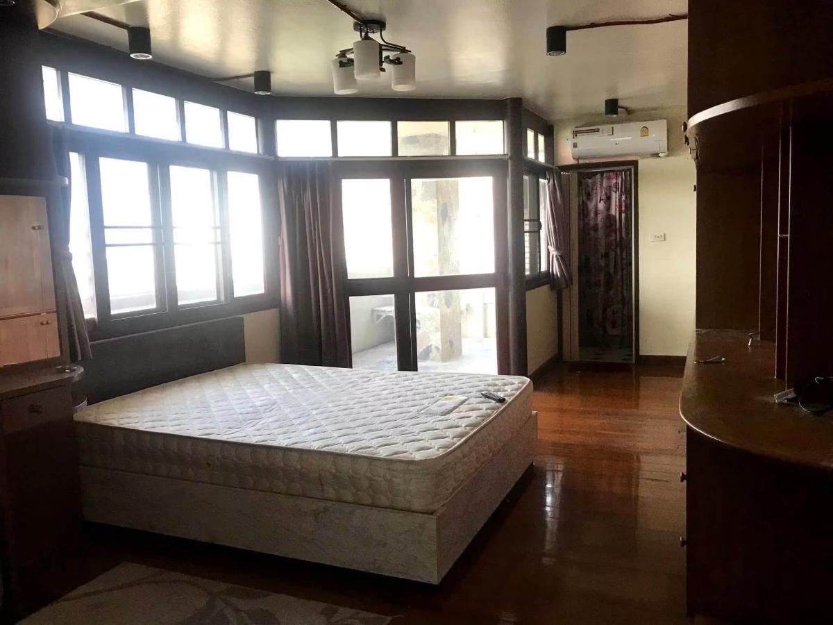 รูป 🟠ขายด่วน !!  Phrayapirom Condo Ratchada พระยาภิรมย์ คอนโด รัชดา พร้อมห้องบิวต์อินไม้ทั้งหมด ทำเลดี✅  ใกล้ ม.จันทรเกษม  และ MRT ลาดพร้าว - รูปที่ 5/6