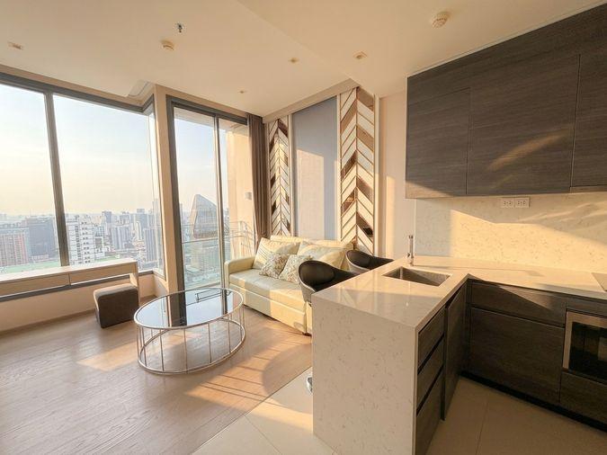 รูป Luxury 1-Bedroom on the 40th Floor with Stunning Asoke View, Only 39K! - รูปที่ 6/13