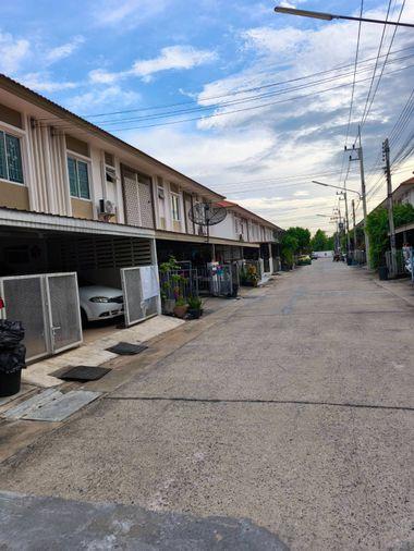 รูป 🟠ขายด่วน !! ทาวน์เฮ้าส์ 2 ชั้น  I-Leaf Town Klong 3 Thanyaburi หมู่บ้านไอลีฟทาวน์ คลอง 3 ธัญบุรี บรรยากาศเงียบสงบ✅ เพื่อนบ้านน่ารัก น่าอยู่ - รูปที่ 18/19