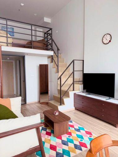 รูป Culture Thonglor  ห้อง Duplex เพดานสูงและพื้นที่สองระดับ เฟอร์นิเจอร์พร้อมและนั่งเล่น 1 ห้องนอน 1 ห้องน้ำ - รูปที่ 2/8