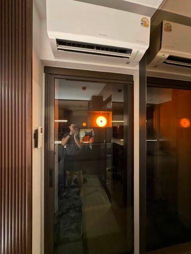 รูป 🚝 ปล่อยเช่า Regent Home วุฒากาศ ห้องแต่งบิลท์อินสไตล์โมเดิร์นโทนเข้มดุดันไม่เกรงใจใคร แถมเครื่องซักอบในตัวสุดคุ้ม! 🌇 - รูปที่ 10/20