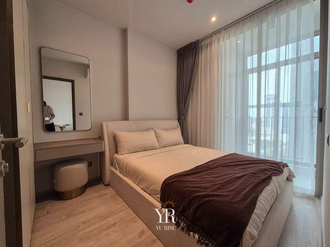 รูป Rhythm Ekkamai Estate ตกแต่งครบในสไตล์โมเดิร์น เน้นโทนสีสบายตา พร้อมเฟอร์นิเจอร์ที่จัดวางอย่างลงตัว พร้อมเข้าอยู่ - รูปที่ 7/9
