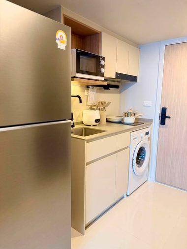 รูป Culture Thonglor  ห้อง Duplex เพดานสูงและพื้นที่สองระดับ เฟอร์นิเจอร์พร้อมและนั่งเล่น 1 ห้องนอน 1 ห้องน้ำ - รูปที่ 8/8